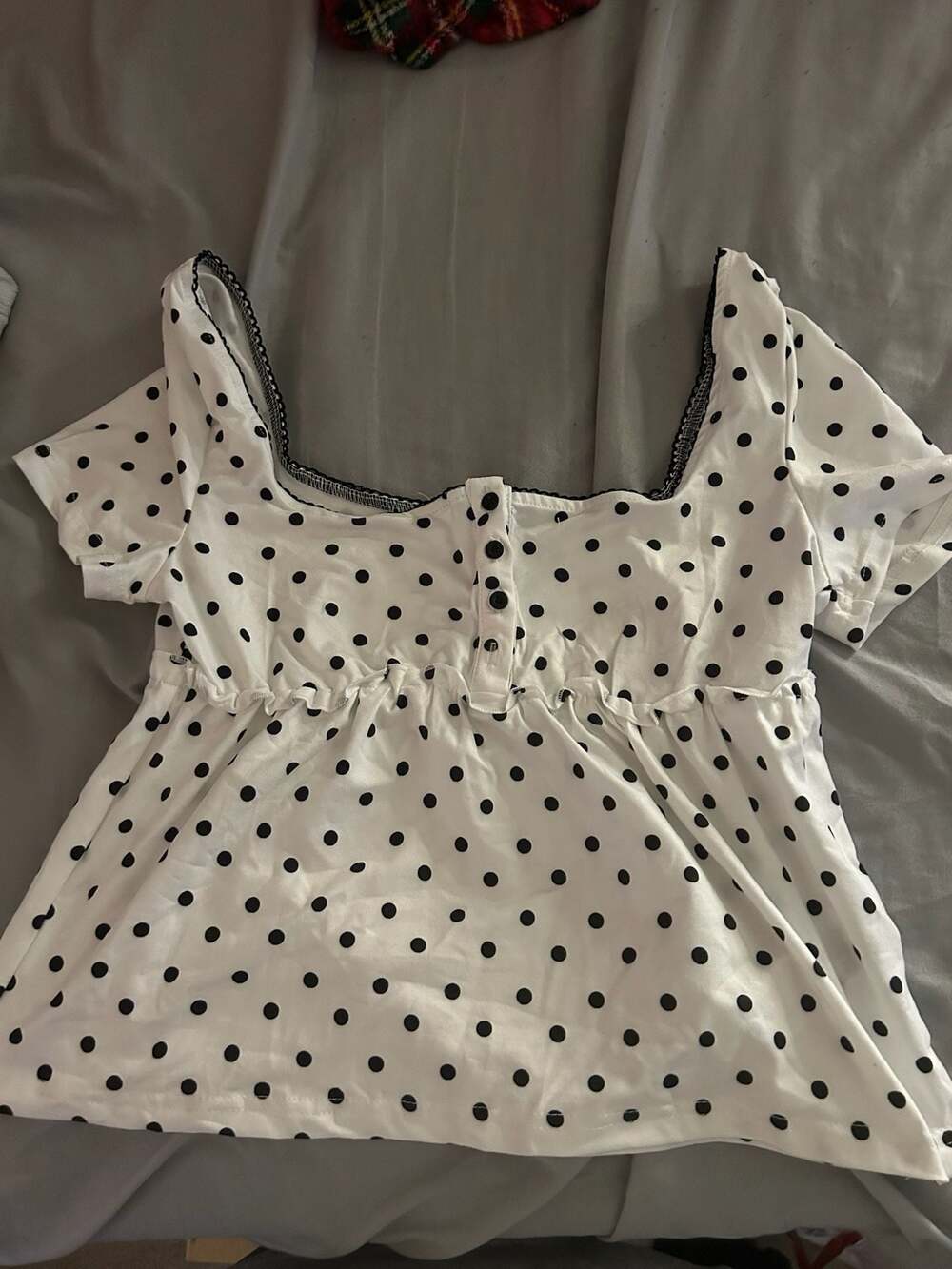 SHEIN White and Black Polka Dot Square Neck Short Sleeve Ruffled Hem Top